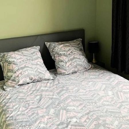 Caudry : Bel Appartement Plein Centre Kültér fotó